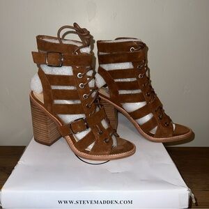 Steve Madden women’s 6 Cecilia Brown Strappy Heeled Sandals gladiator style